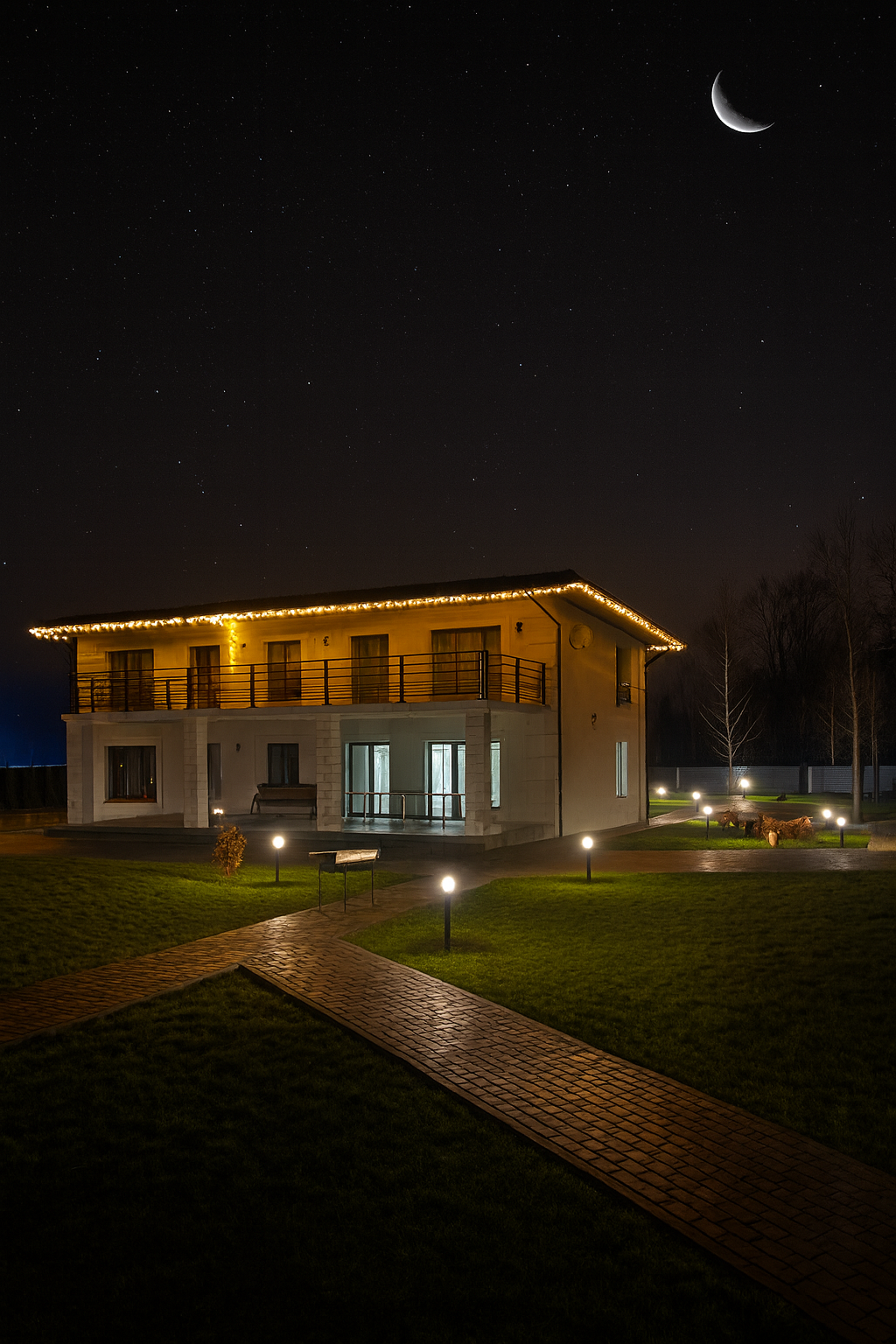 Контурное освещение линейными гирляндами